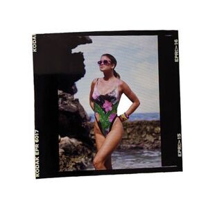 Kathy Ireland‎ Photo Slide Swimsuit Model Catalog Production Picture (E5)